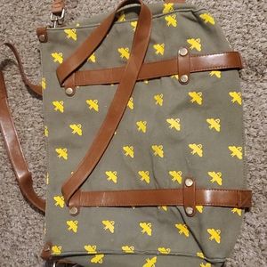 Modcloth yellow bummble bee tote purse